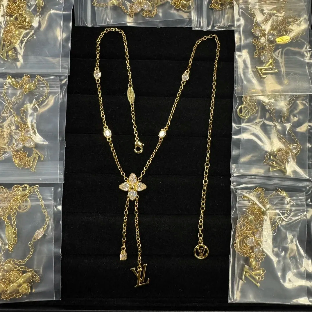 55QE334X Popular Necklaces