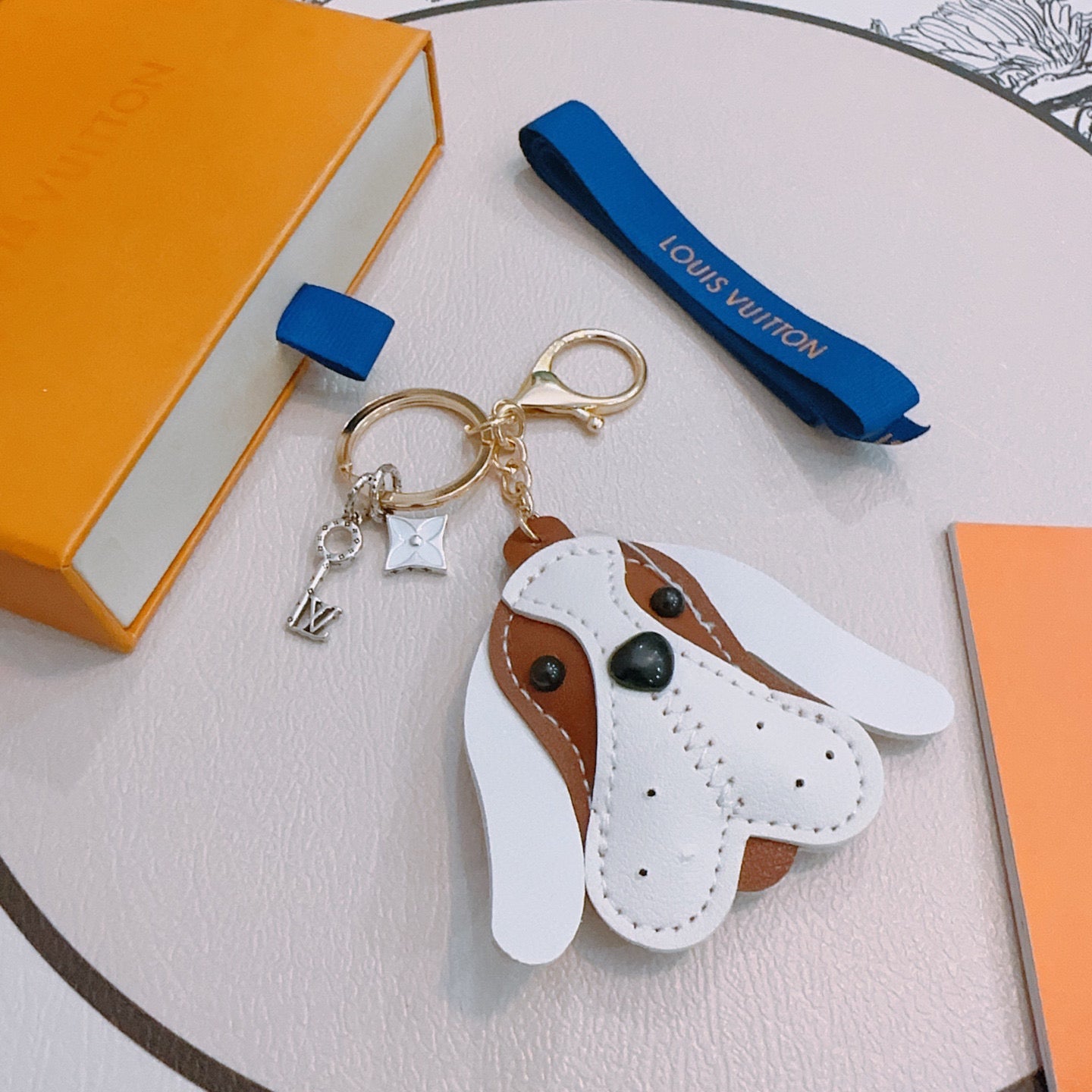 35ZE87A Popular bag 's charms accessories