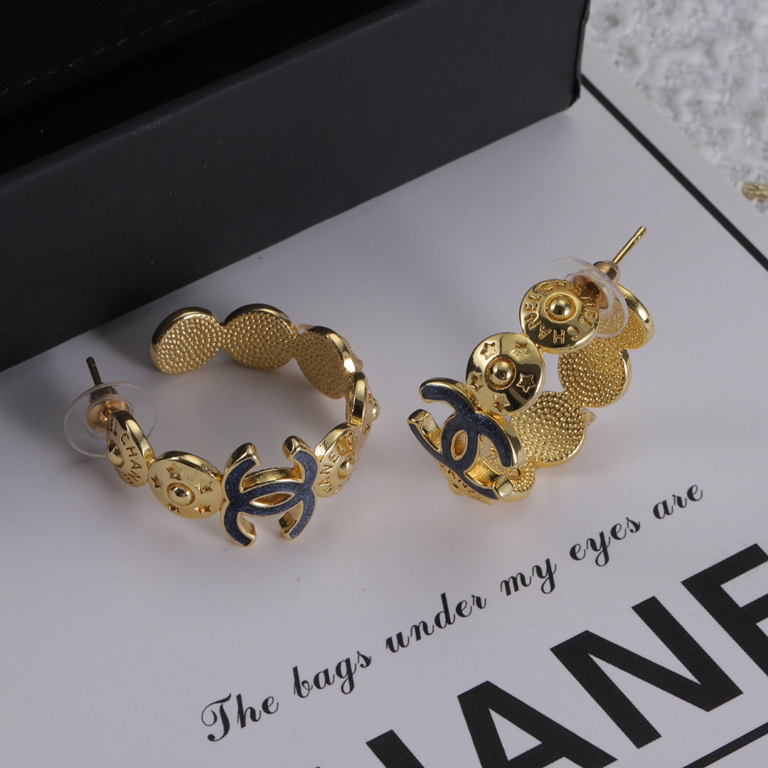 14C304E Popular  Earrings