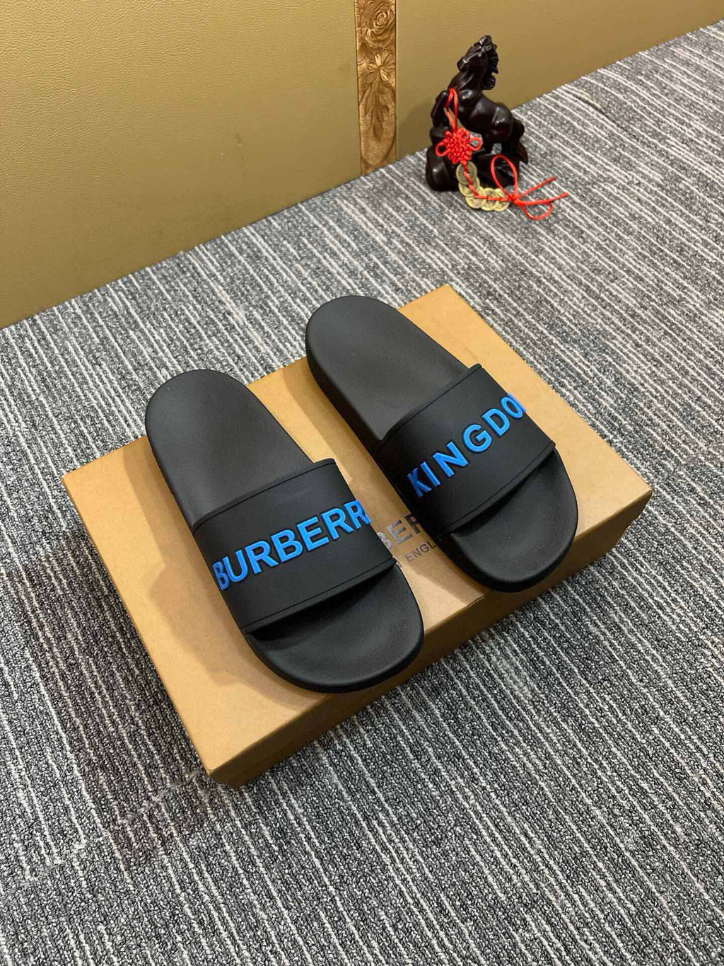 535ZR255Z Popular Slippers