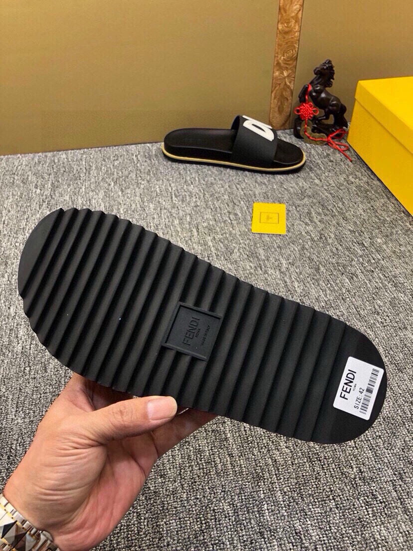 535ZF288Z Popular Slippers