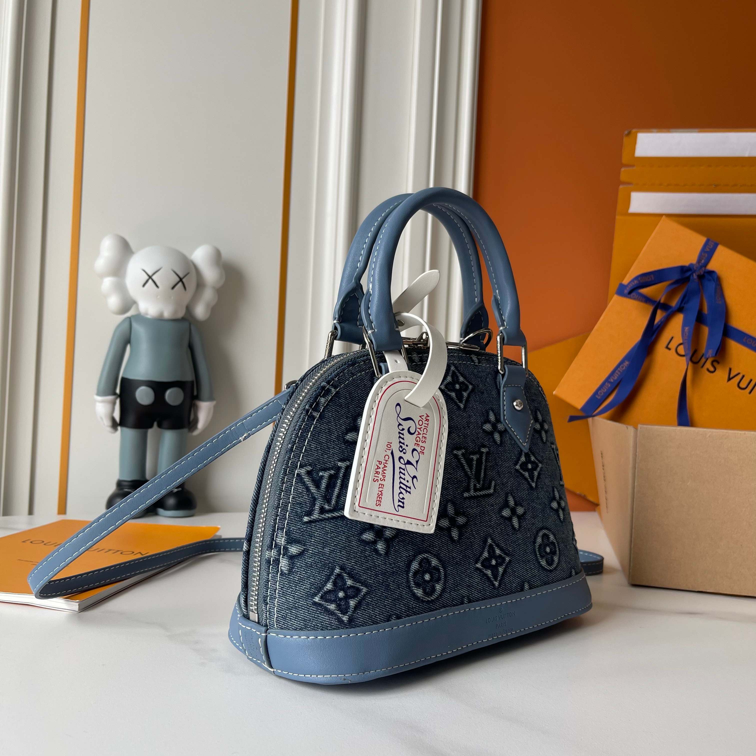 146PE97B Popular denim materials bag