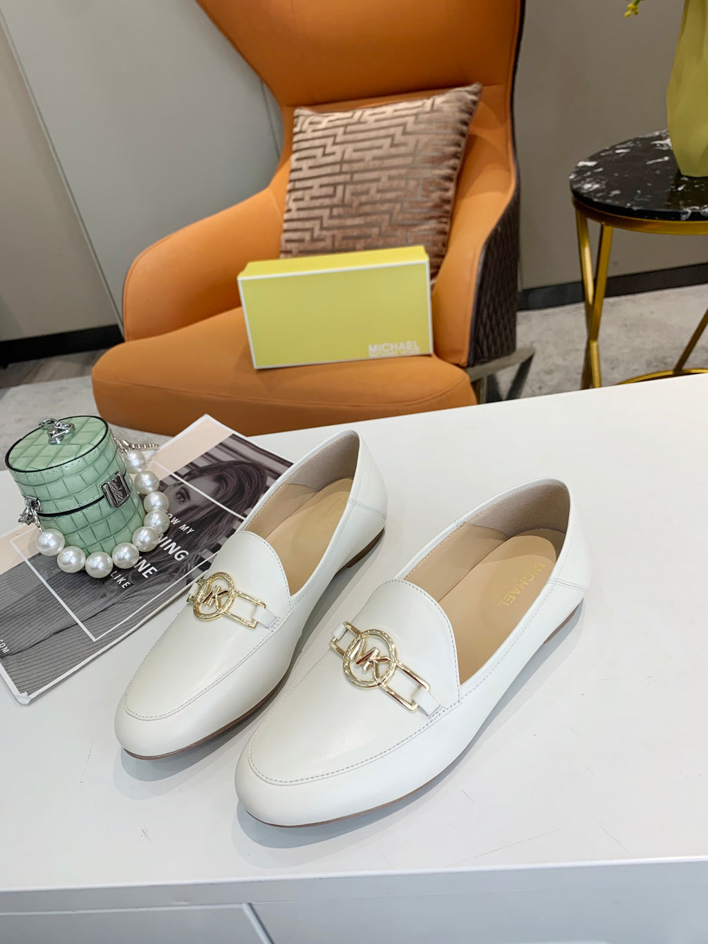 2105QA185Z Popular high-quality leather shoes