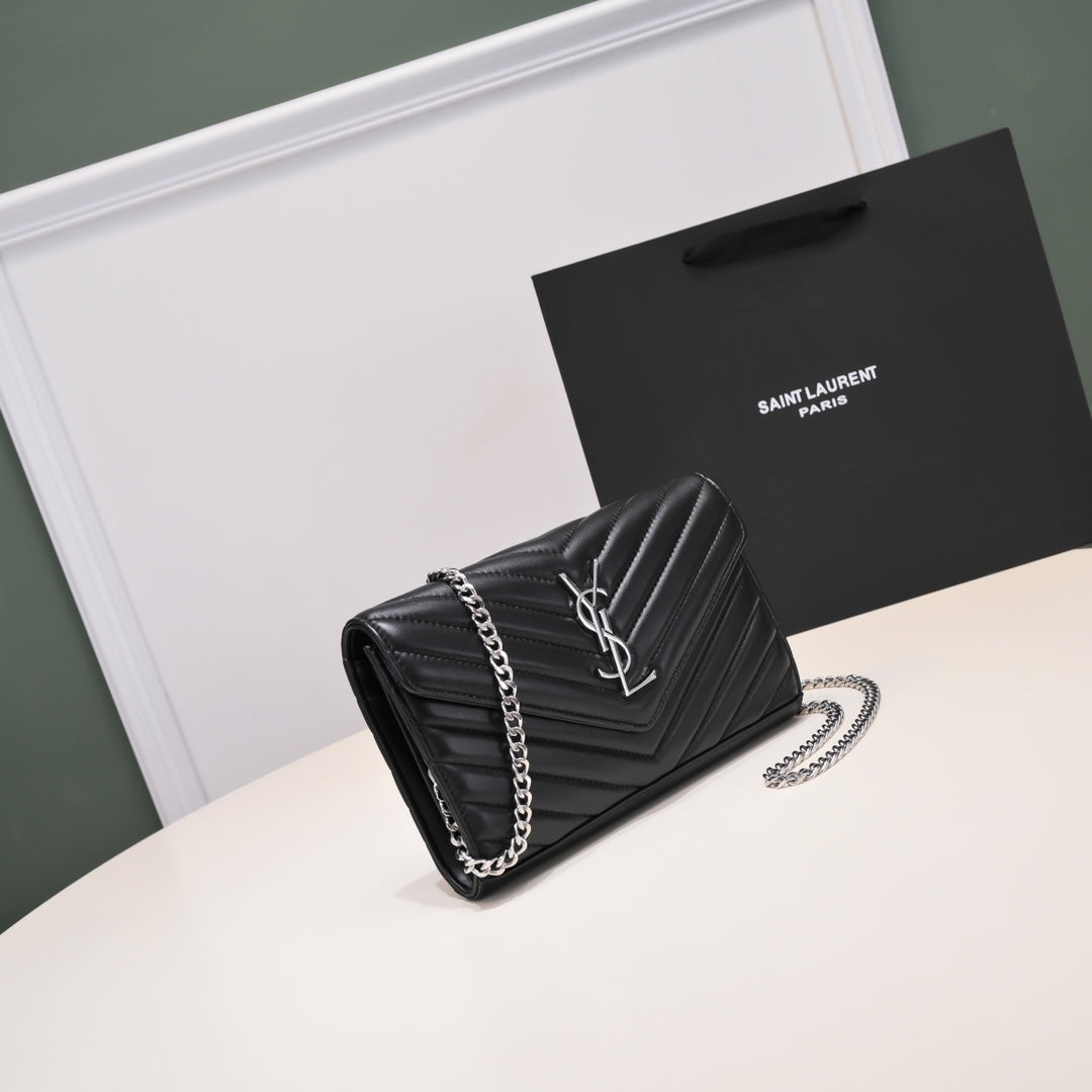 B1X66SL8 Popular high-quality leather bag