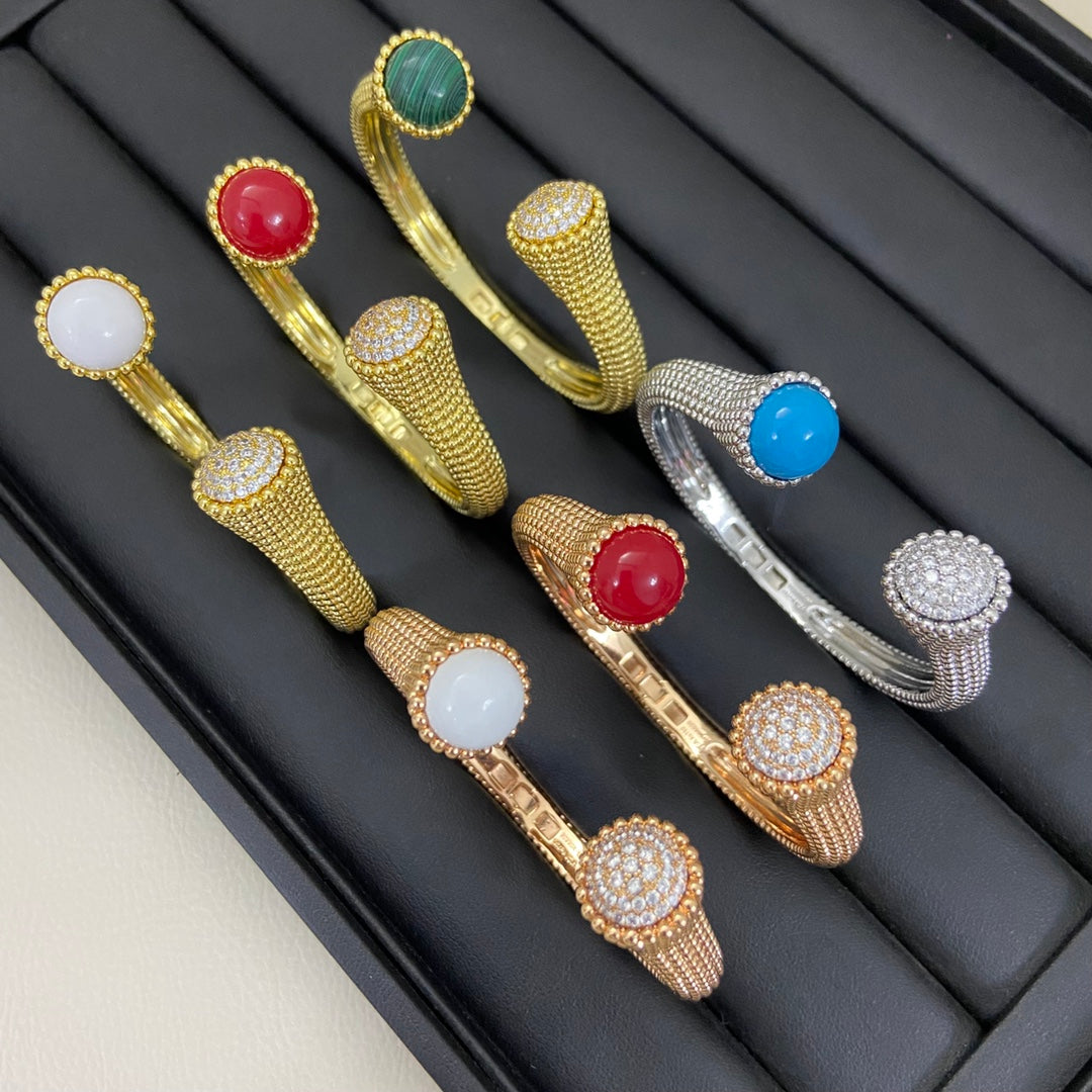 55QVC102K  Popular Bracelets