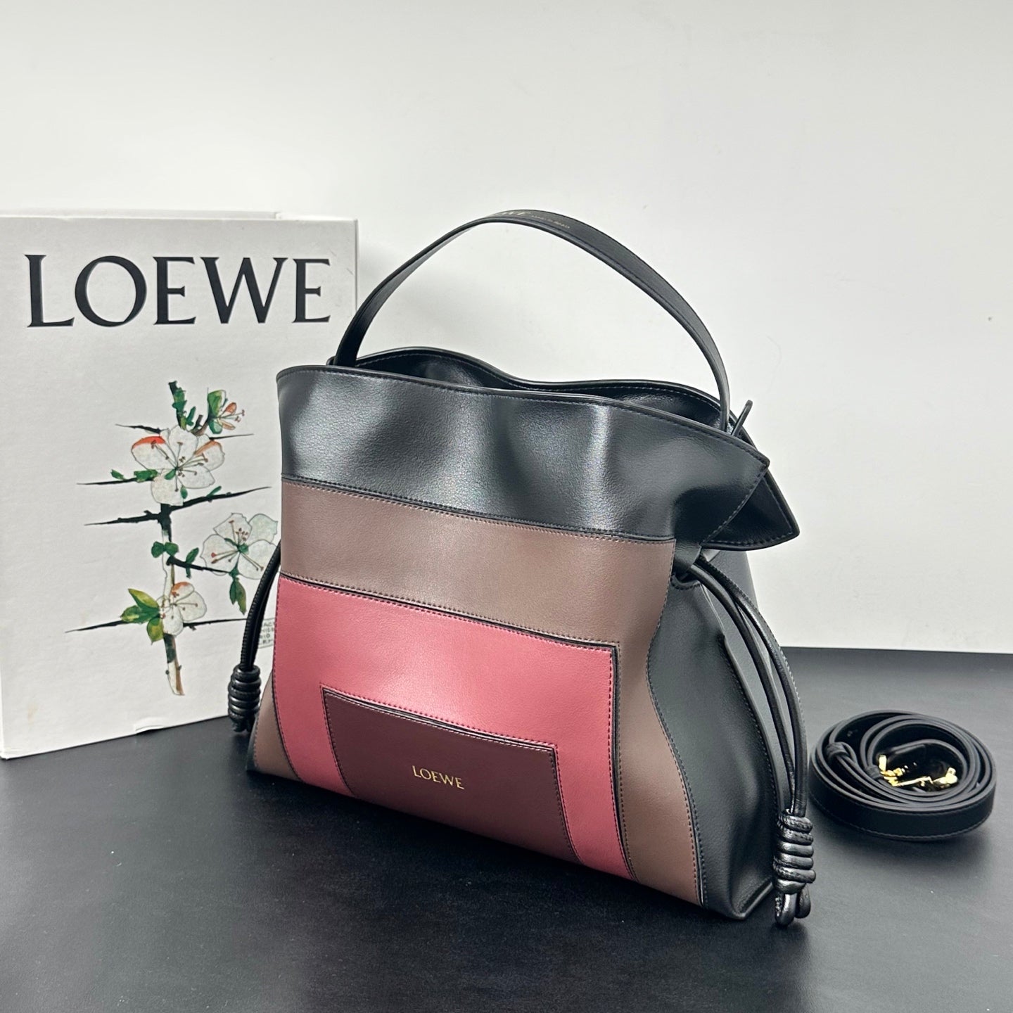 146RA13B Popular leather bag