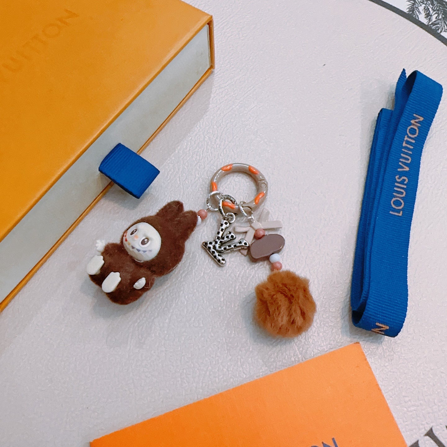 35ZE84A Popular bag 's charms accessories