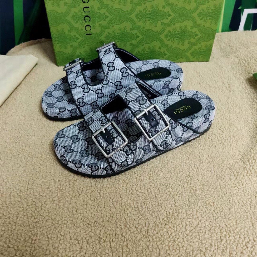 54B124Z Popular slippers