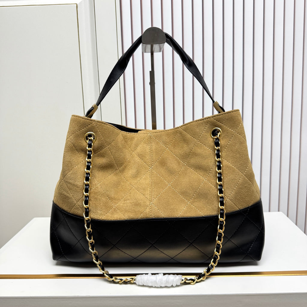 146PC17B Popular leather bag