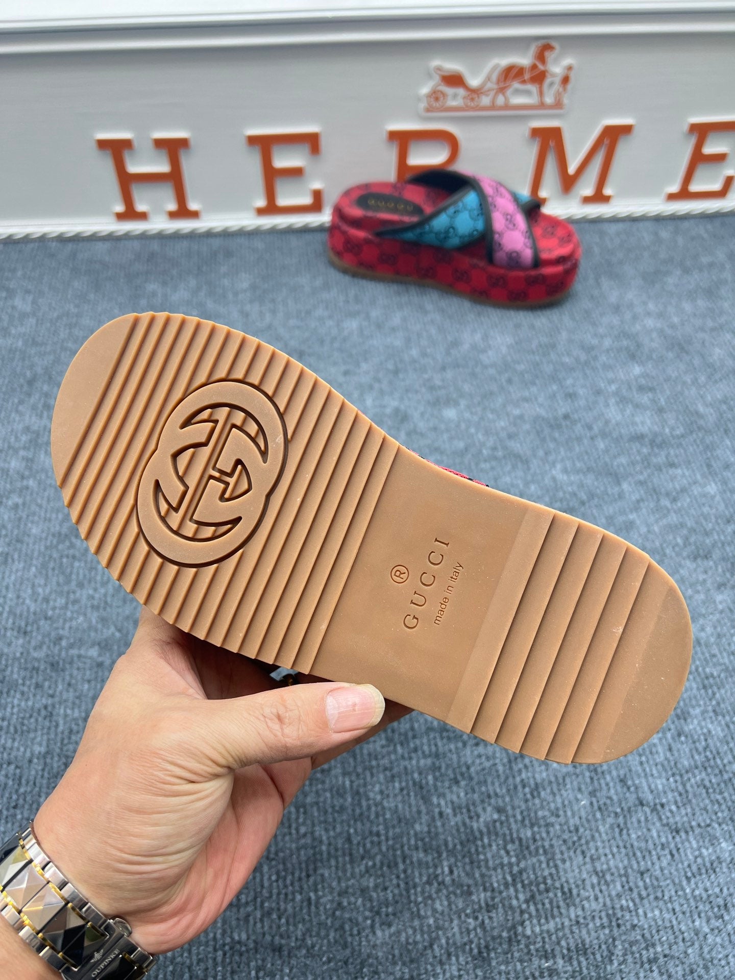 5YB69Z Popular Slippers