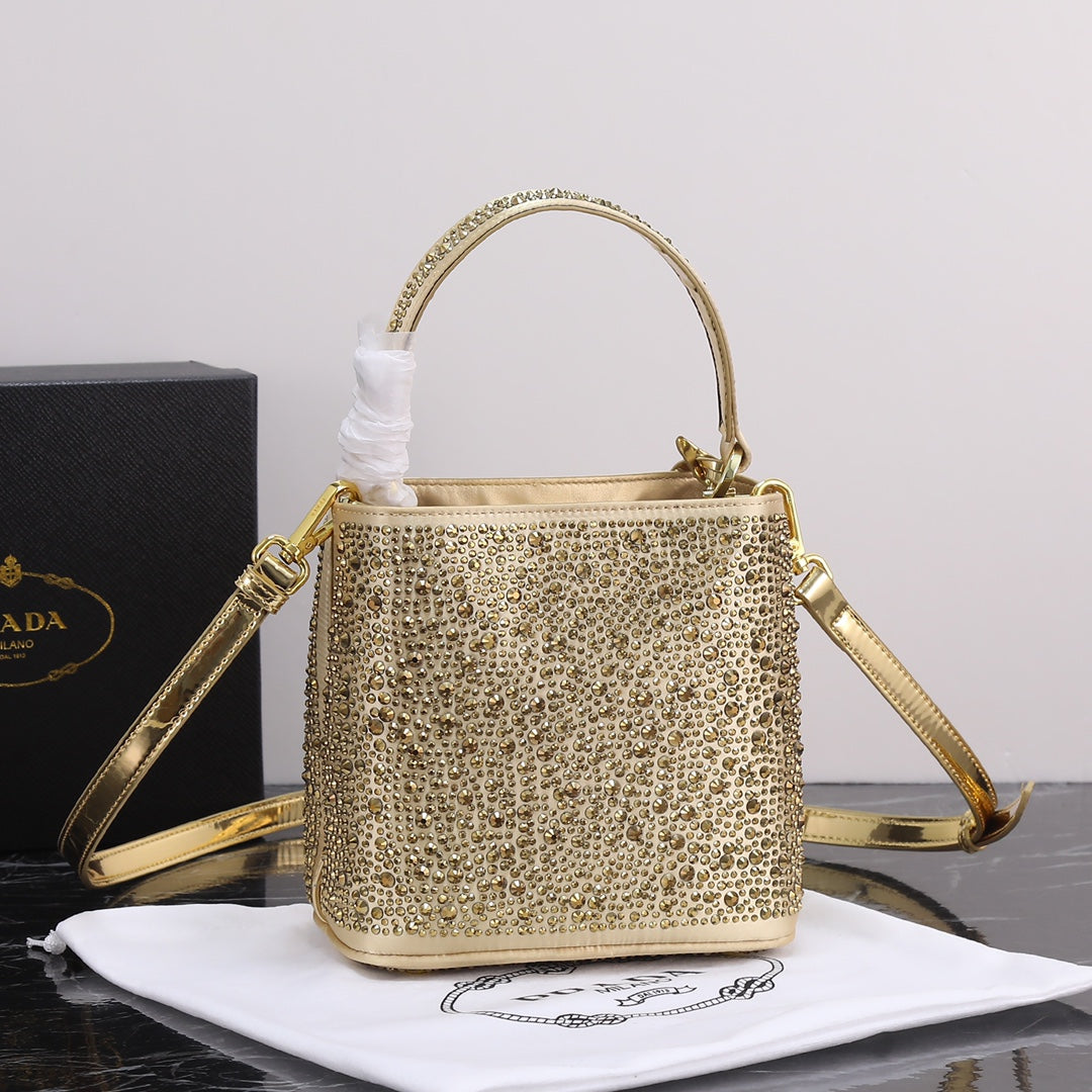 2XPD265B Popular    leather bag 