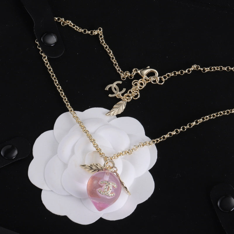 15QC84X Popular Necklace