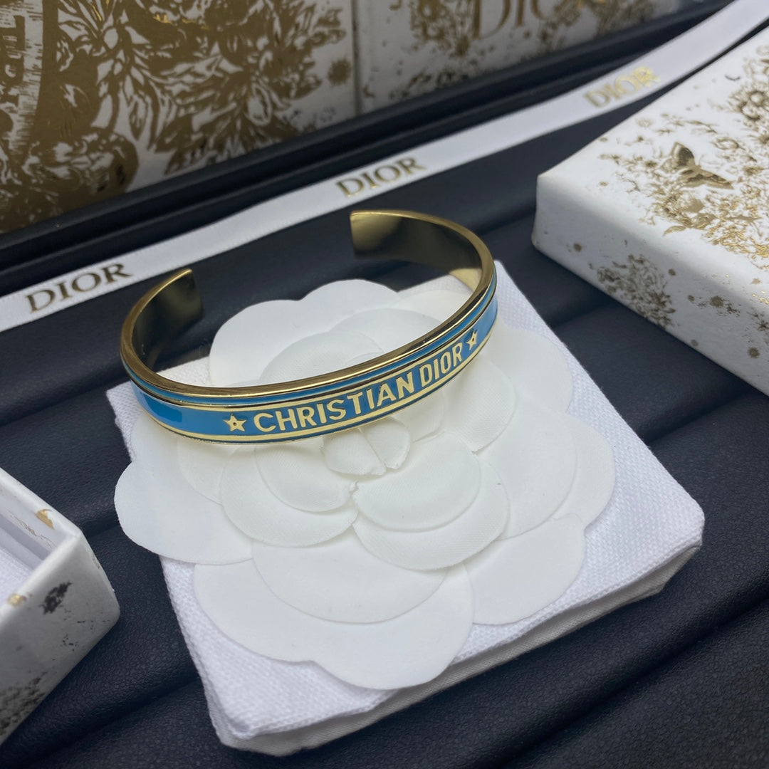 1YD469K  Popular Bracelets