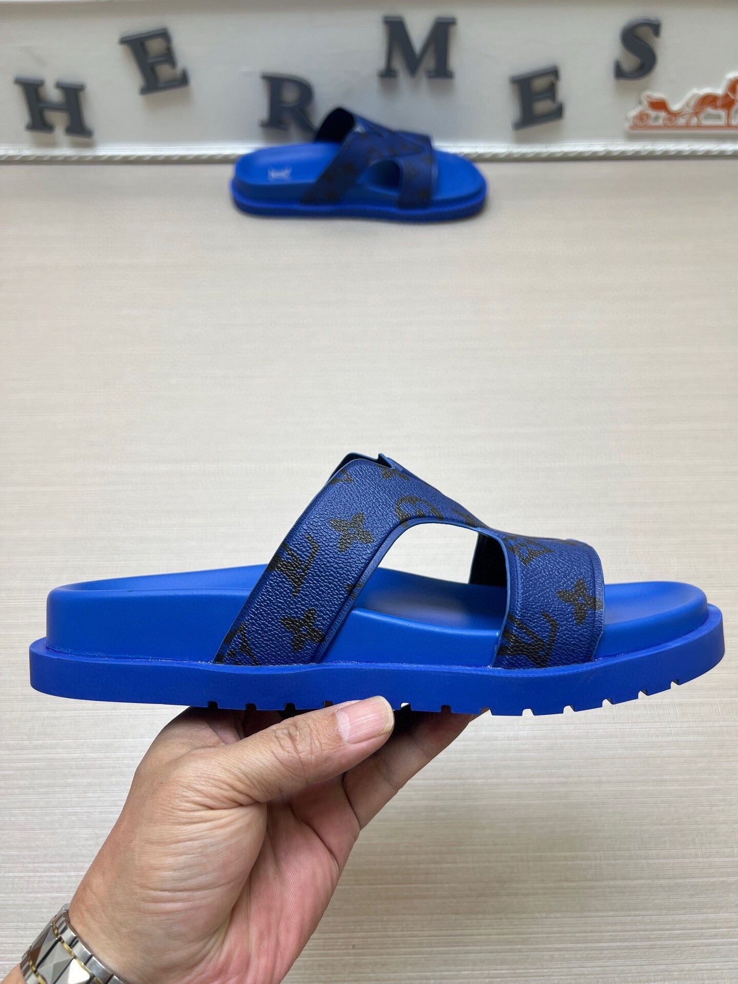 5LE228Z Popular Slippers