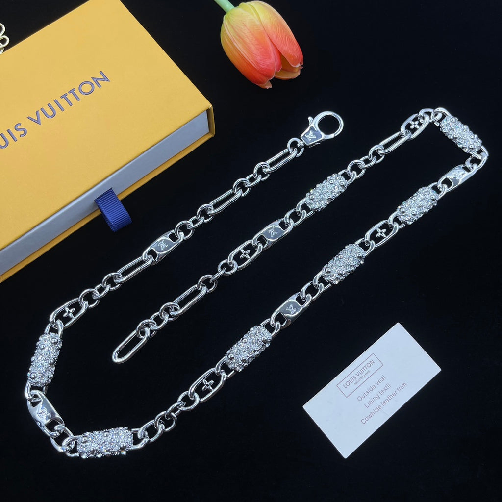 15QE127X Popular Necklace