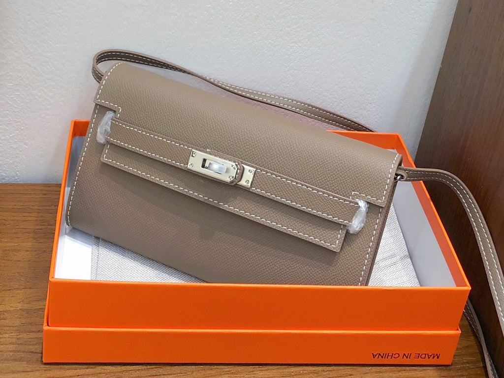 B1X66H10 Popular high-quality leather bag