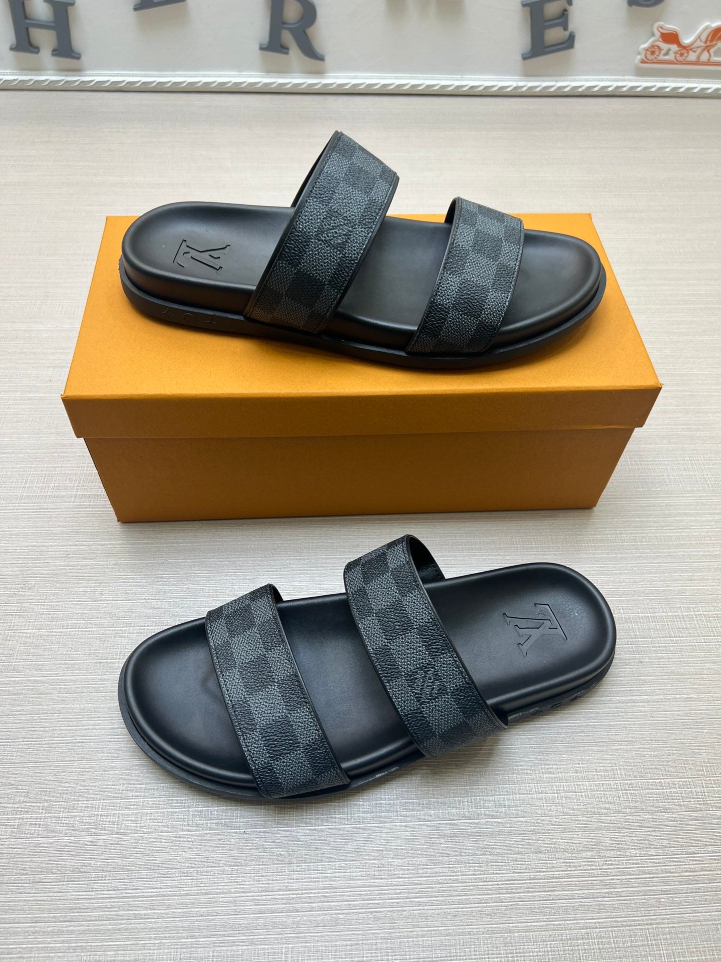 54E59Z Popular slippers