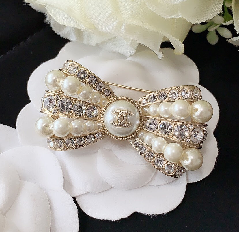 14C228X  Popular Brooch