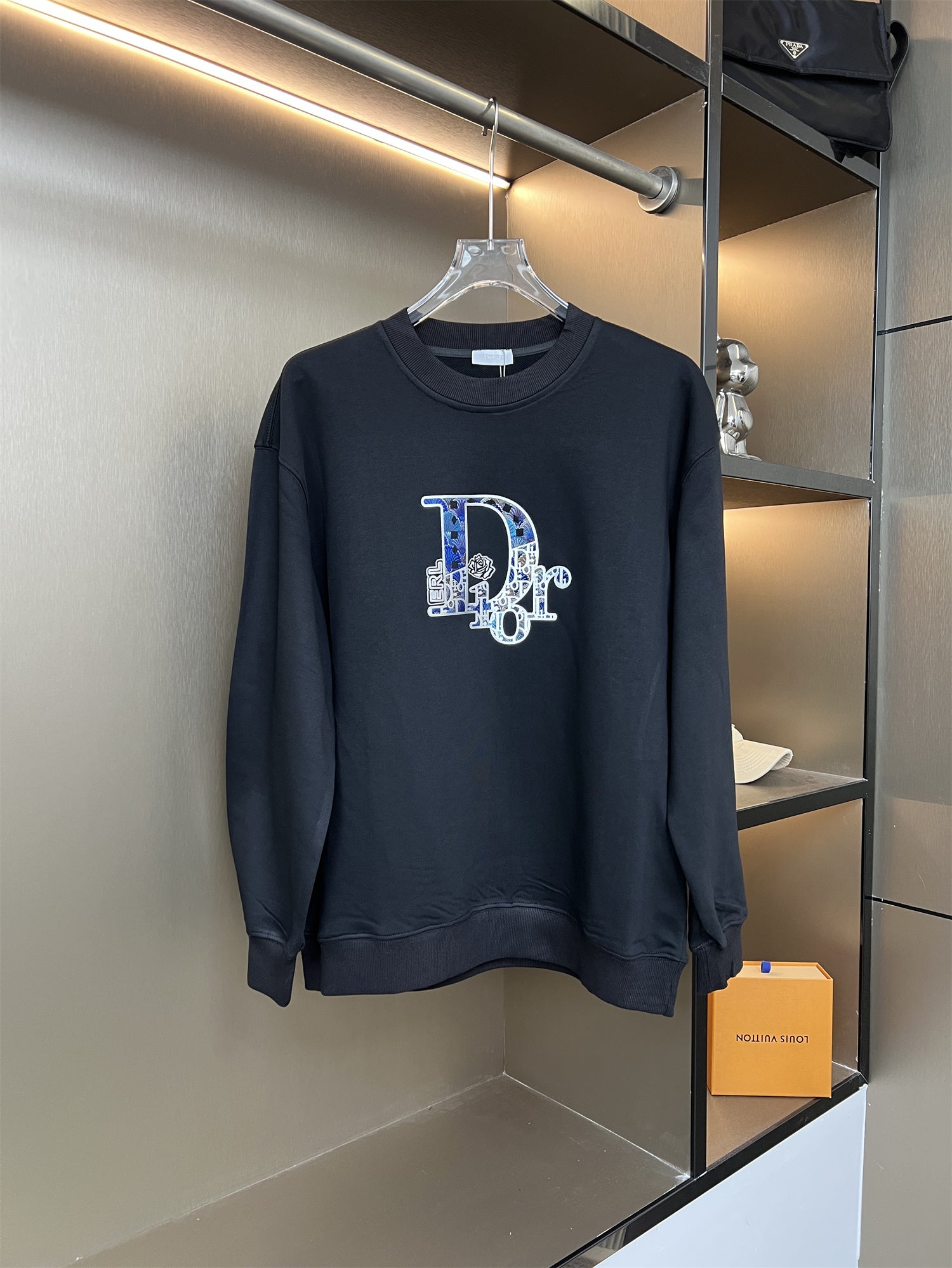 85ZD165U Popular Sweaters