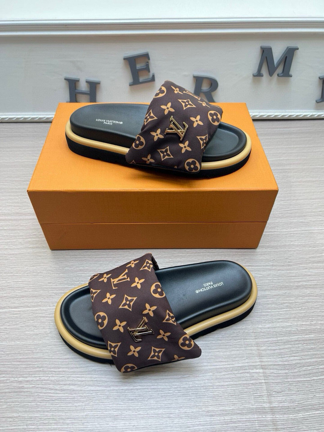 5QE10Z Popular  Slippers