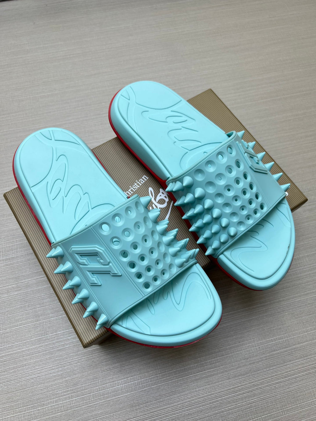 54A18Z Popular slippers