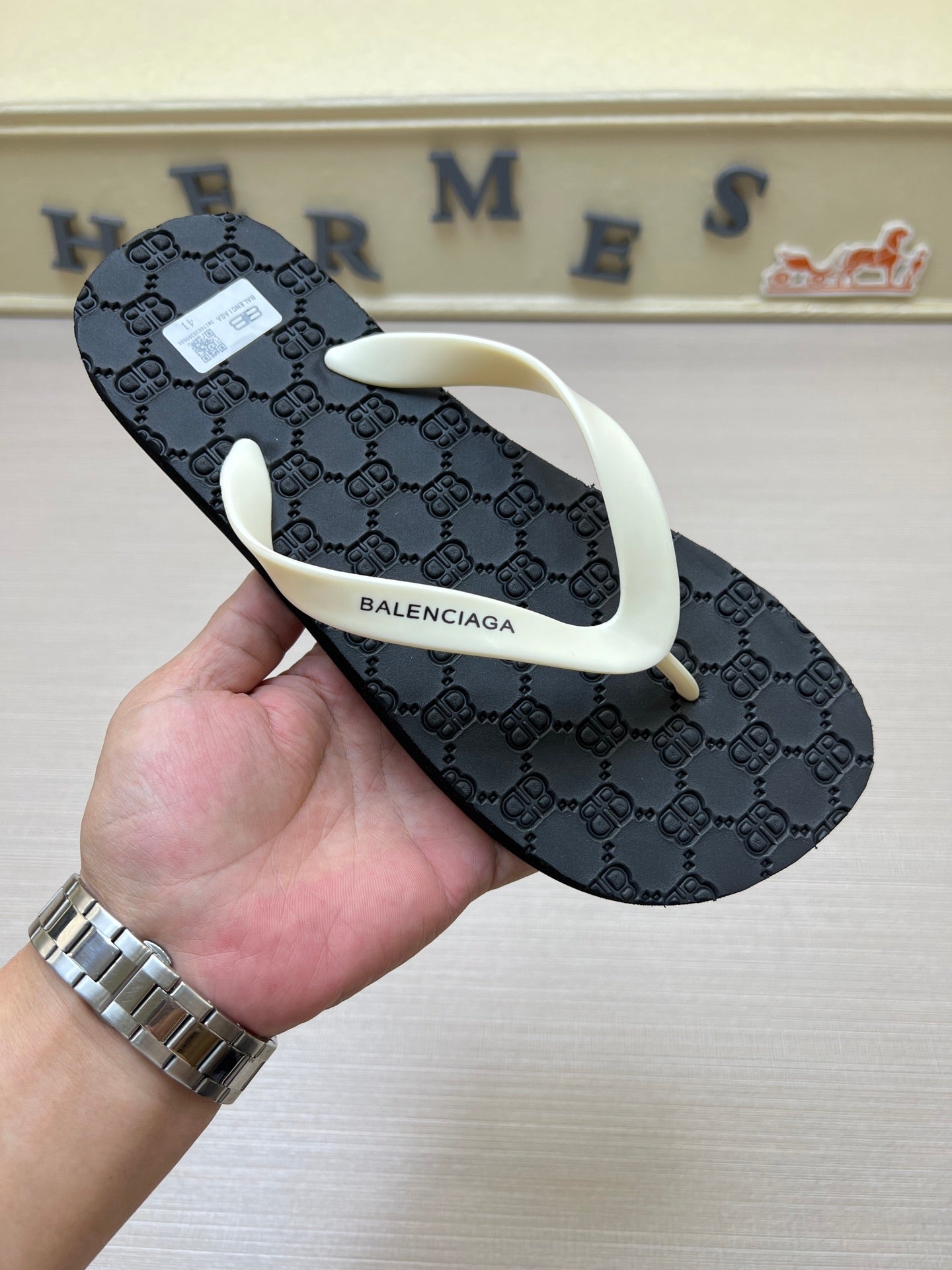 5QB16Z Popular Slippers