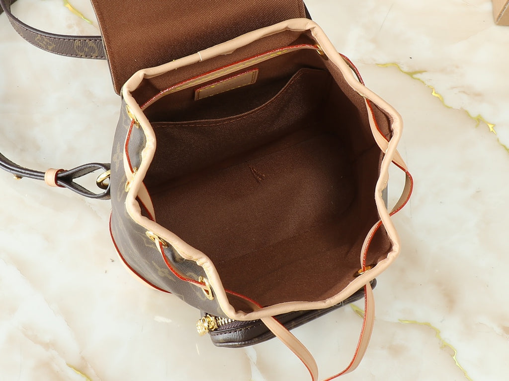 146PE176B Popular leather bag