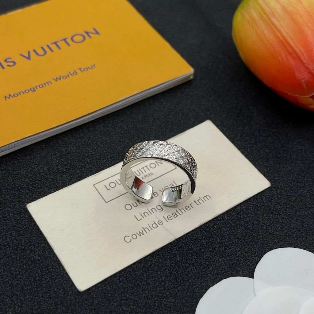 175QE10J  Popular   Rings