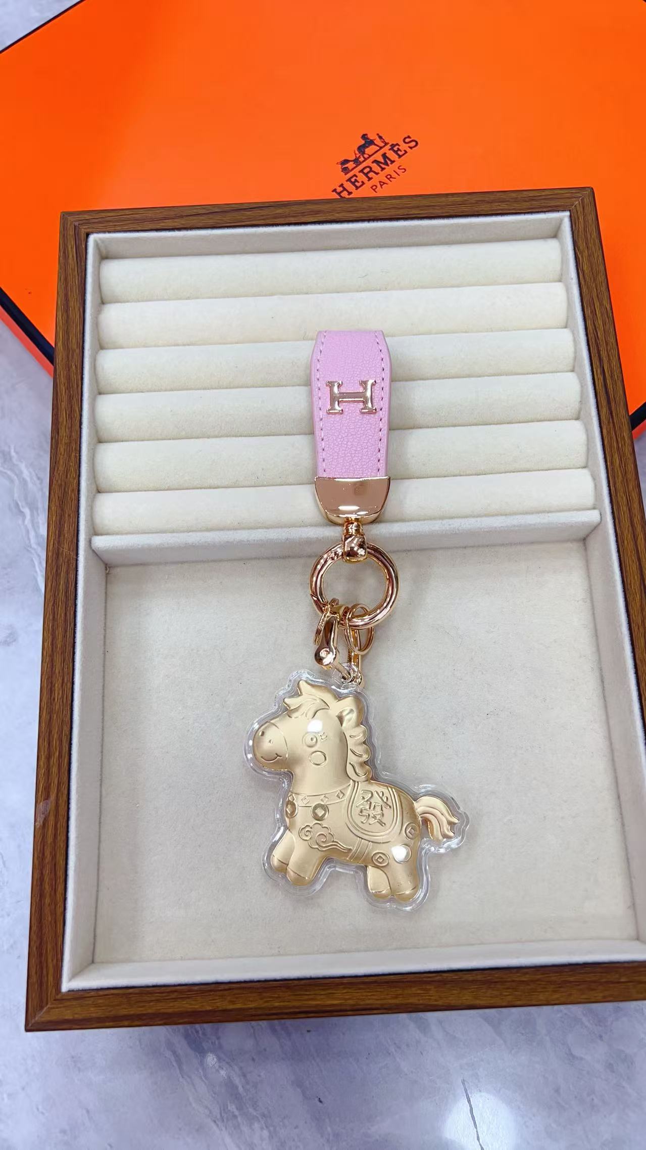35ZH26A Popular bag 's charms accessories