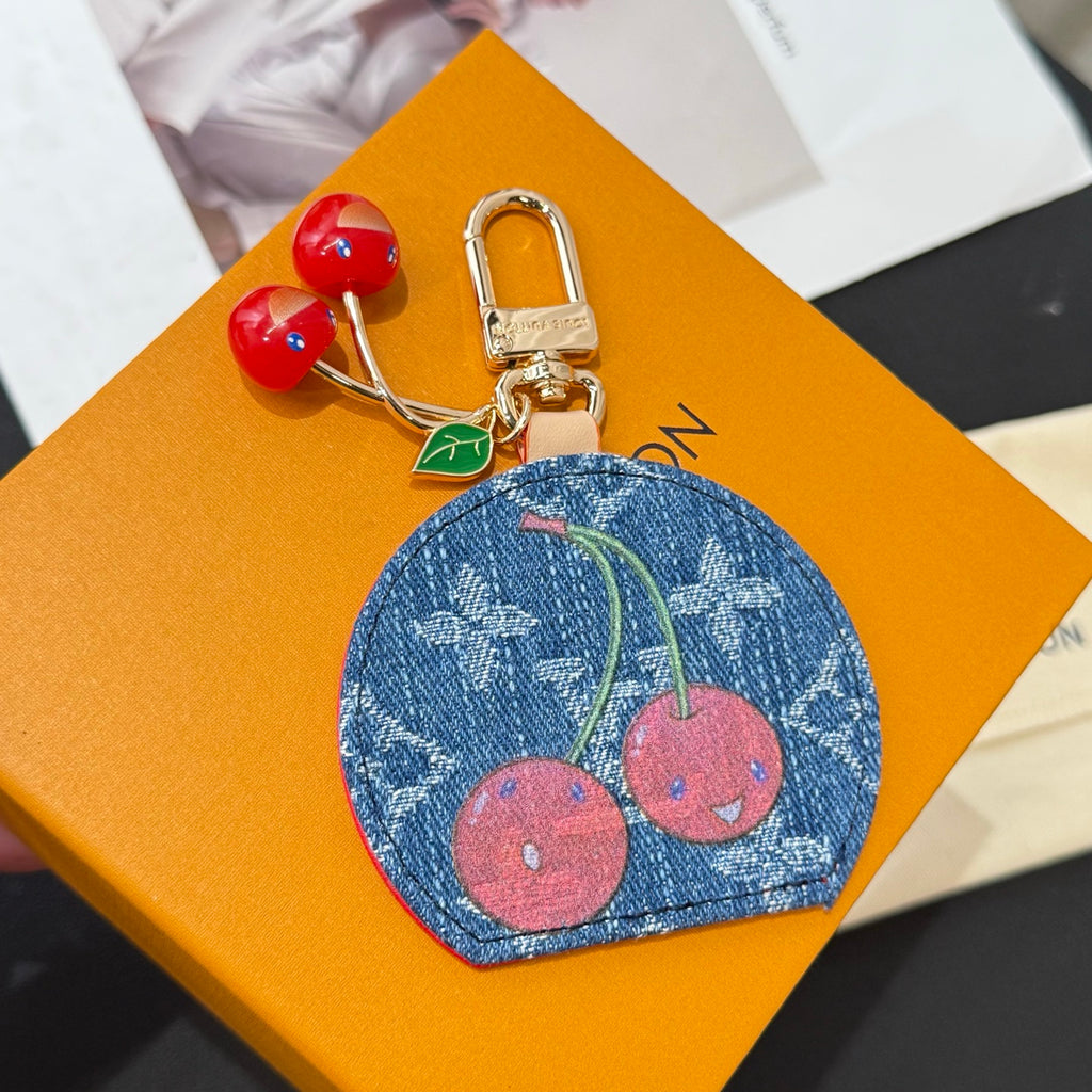 35QE32A Popular bag 's charms accessories