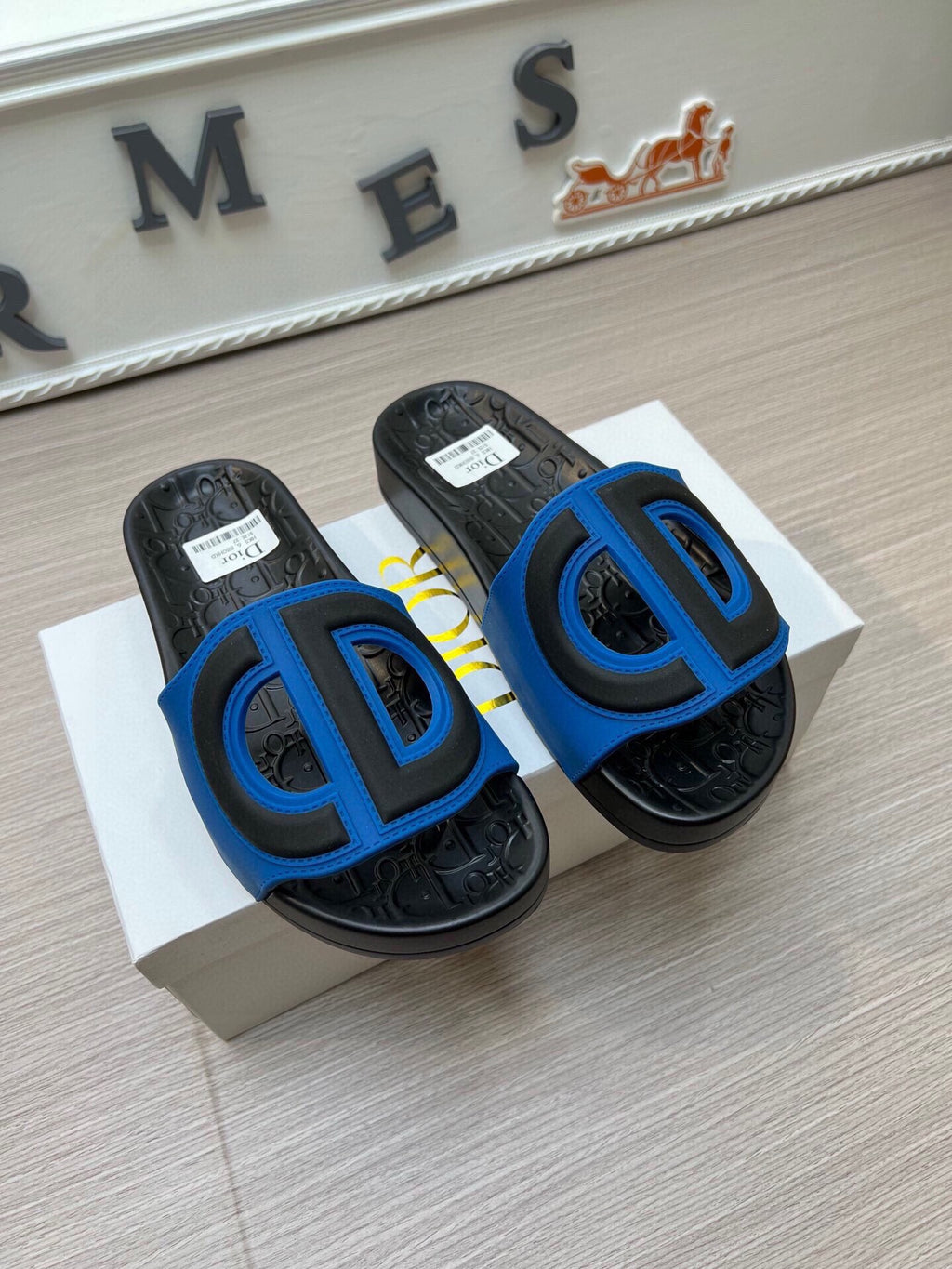 5LD213Z Popular Slippers