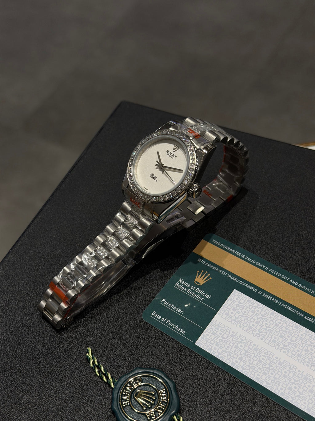 136RL24L Popular Watches