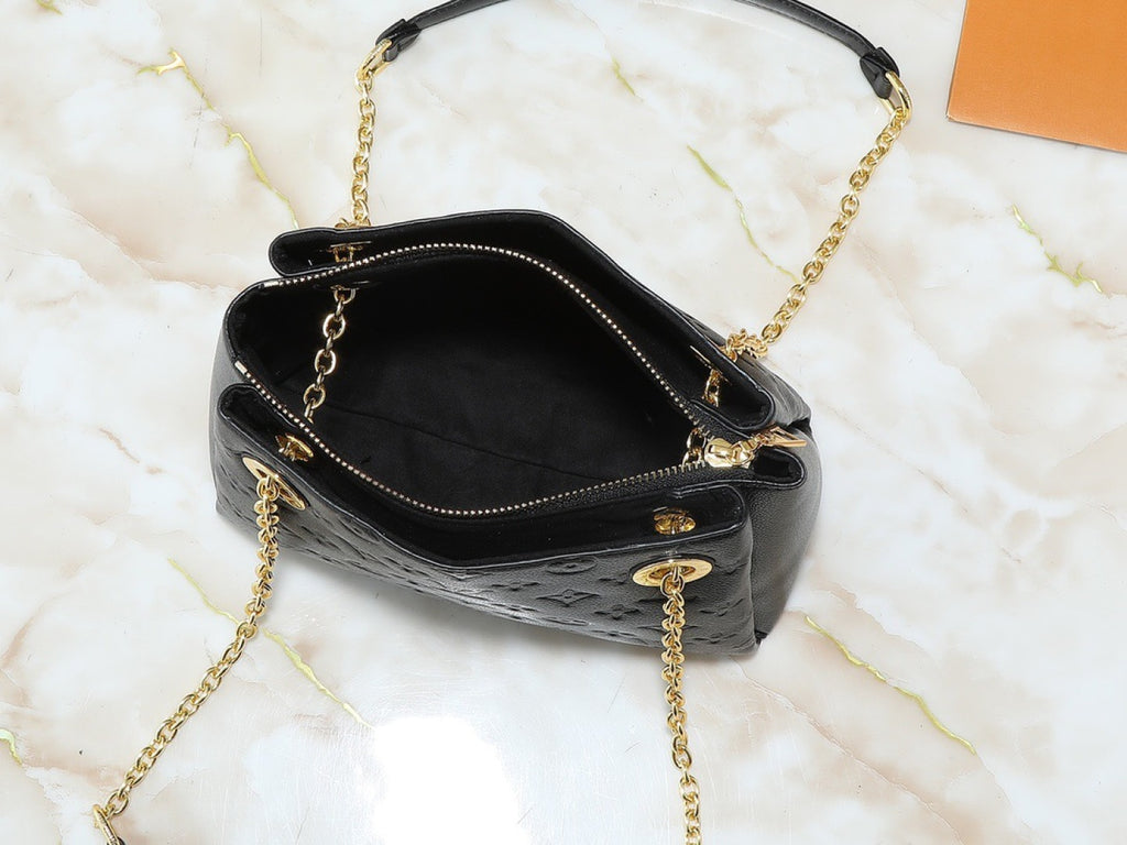 136PE75B Popular leather bag