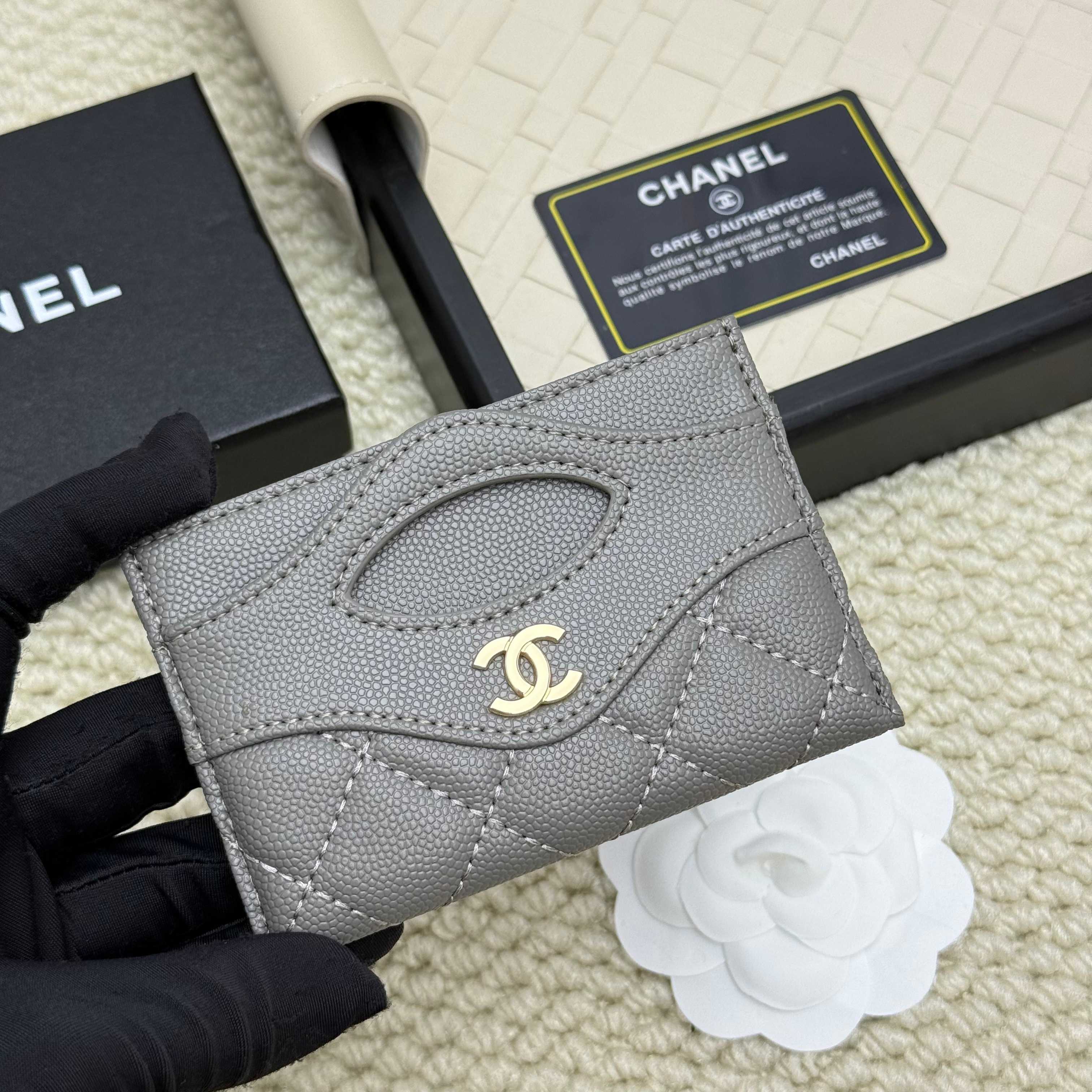 15RC153B Popular card holder