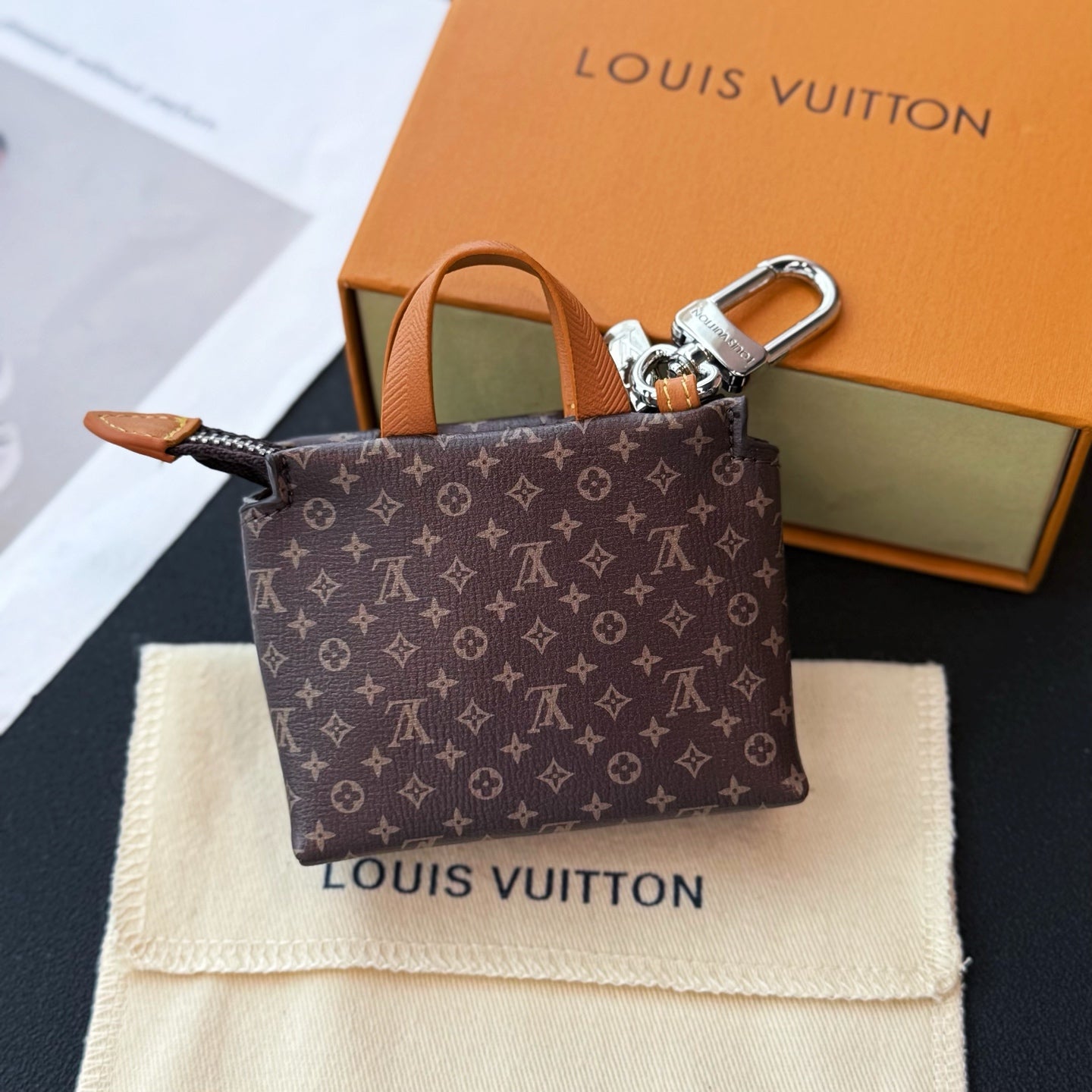 35ZE4A Popular bag 's charms accessories