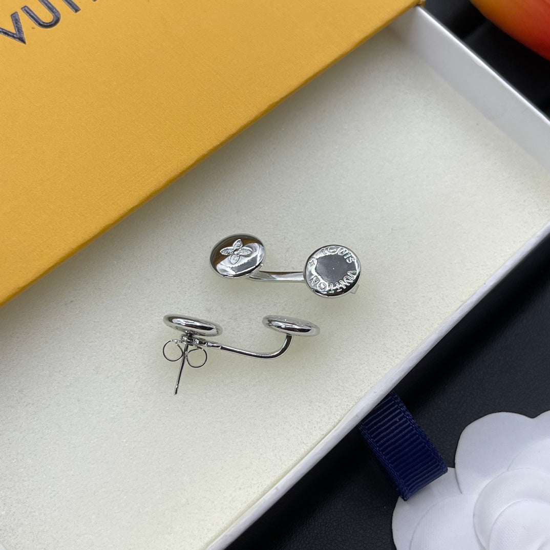 14E979E Popular  Earrings
