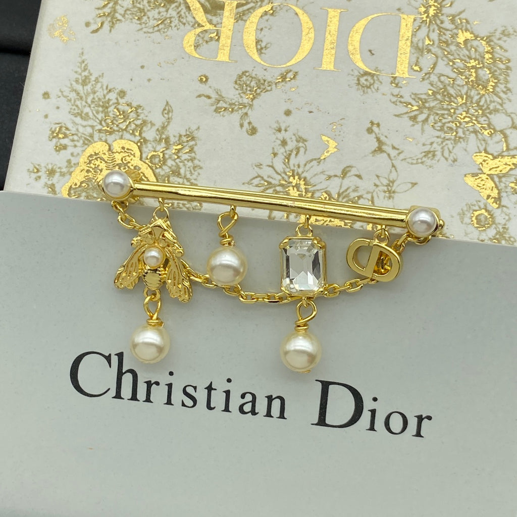 14D1072X   Popular Brooch