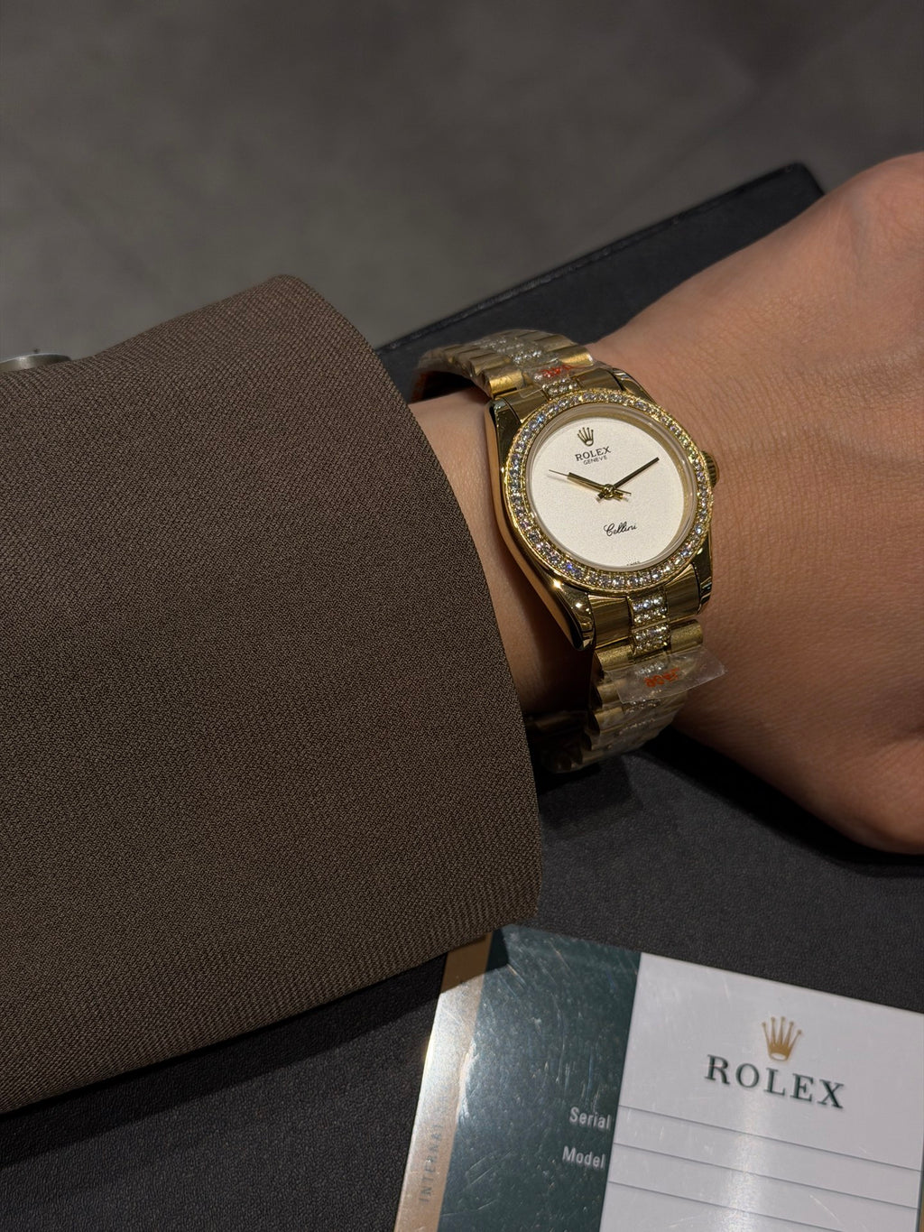 136RL25L Popular Watches