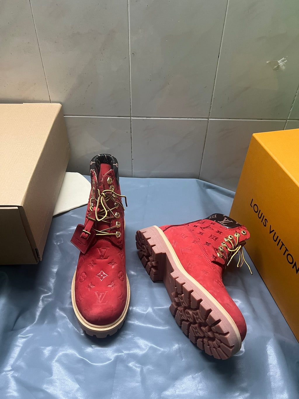 2105QE382Z Popular high-quality leather Boots