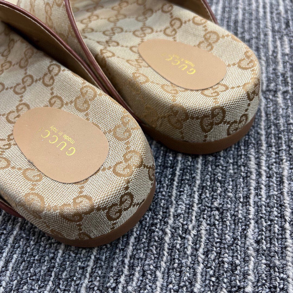 54B123Z Popular slippers