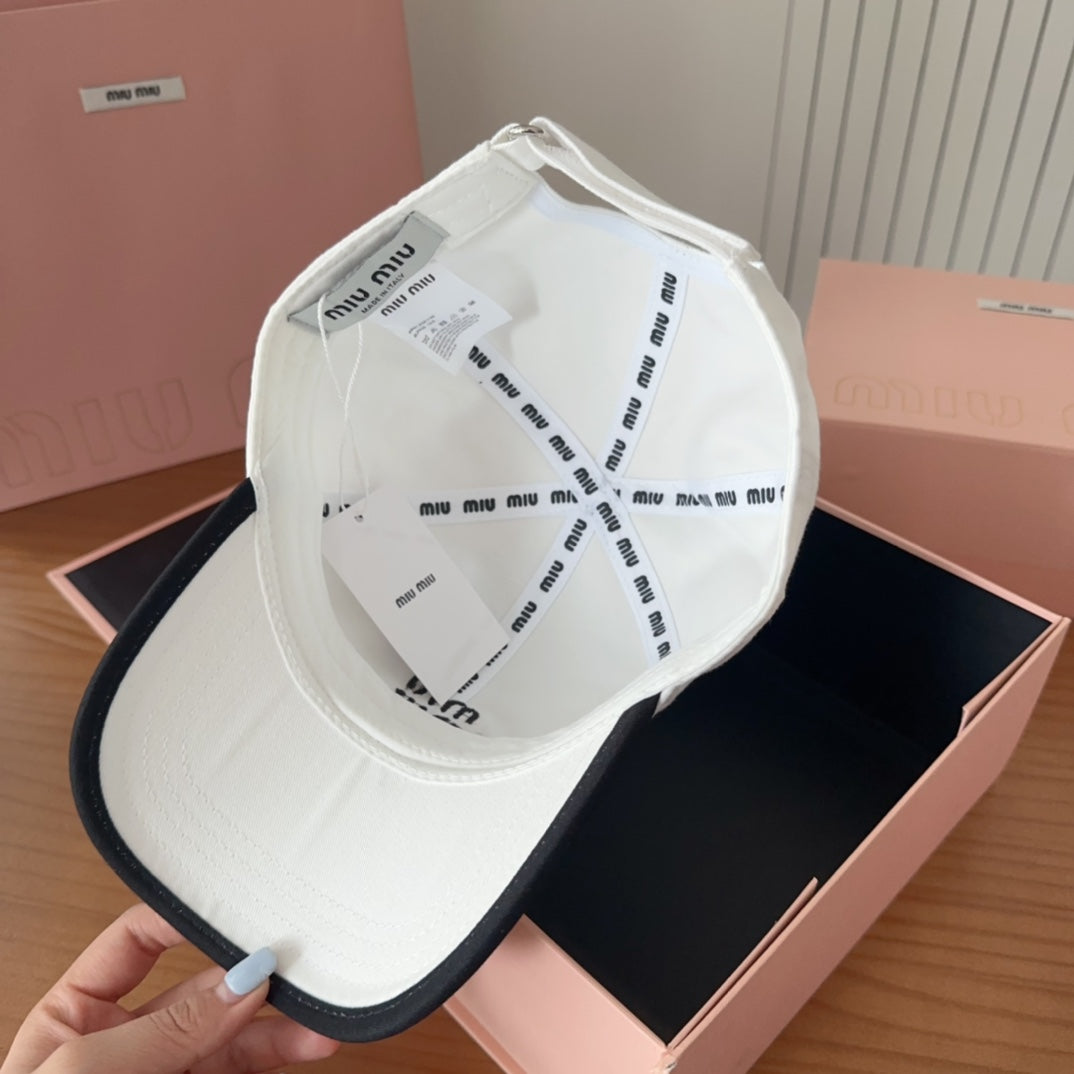 15QA98M Popular hats