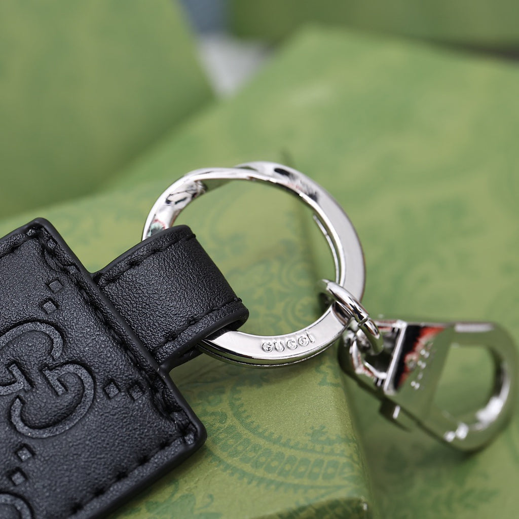 35ZB102A Popular bag 's charms accessories