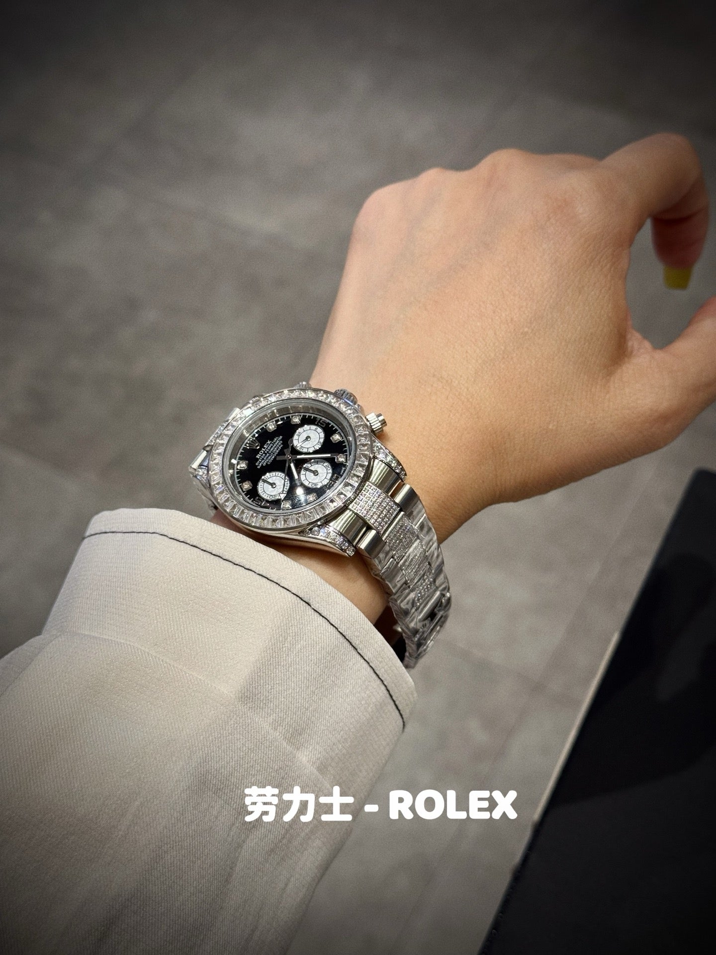 146RL124L Popular watches