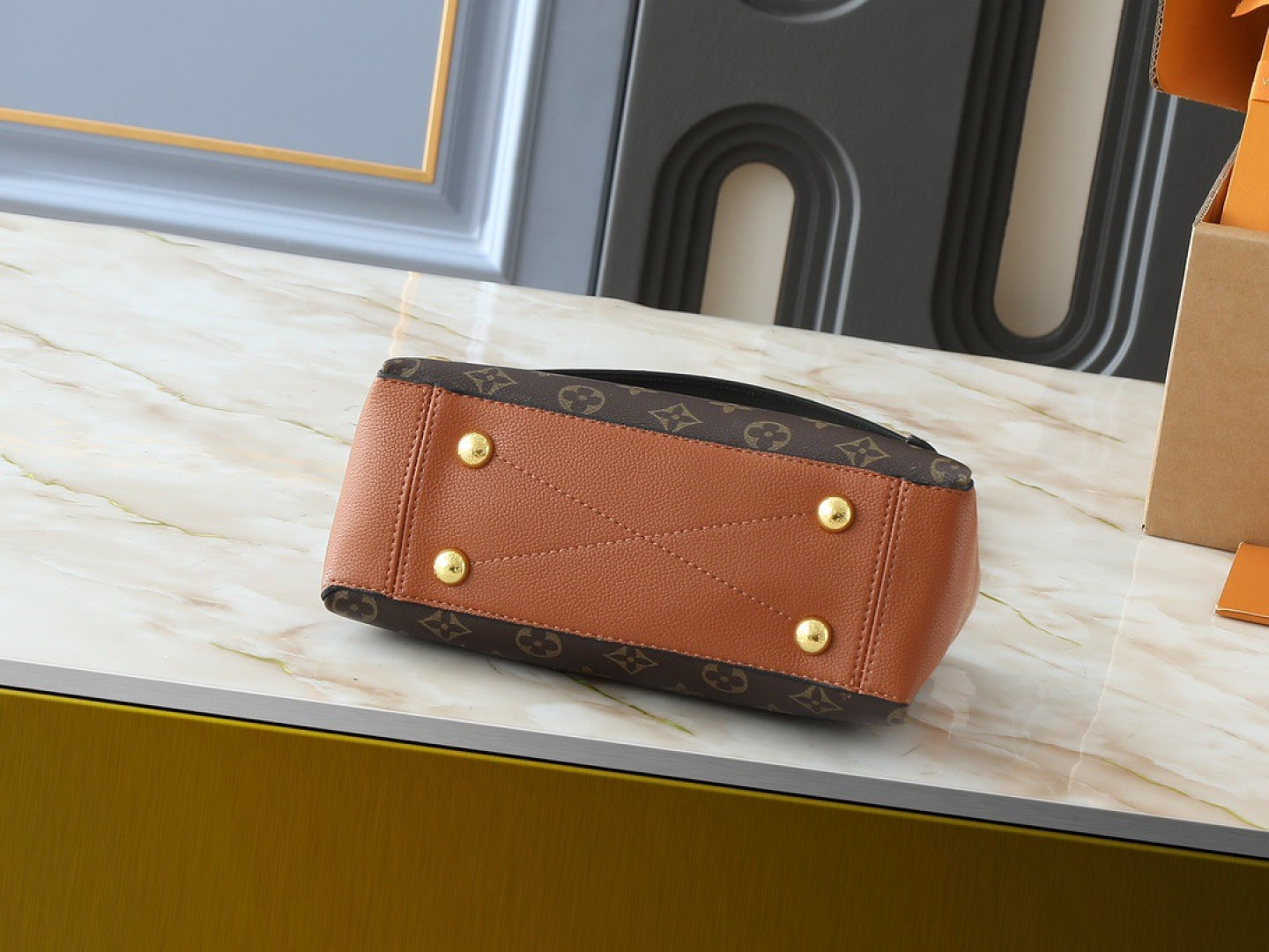 136PE75B Popular leather bag