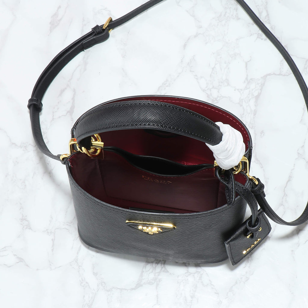 1WP102B Popular  leather bag