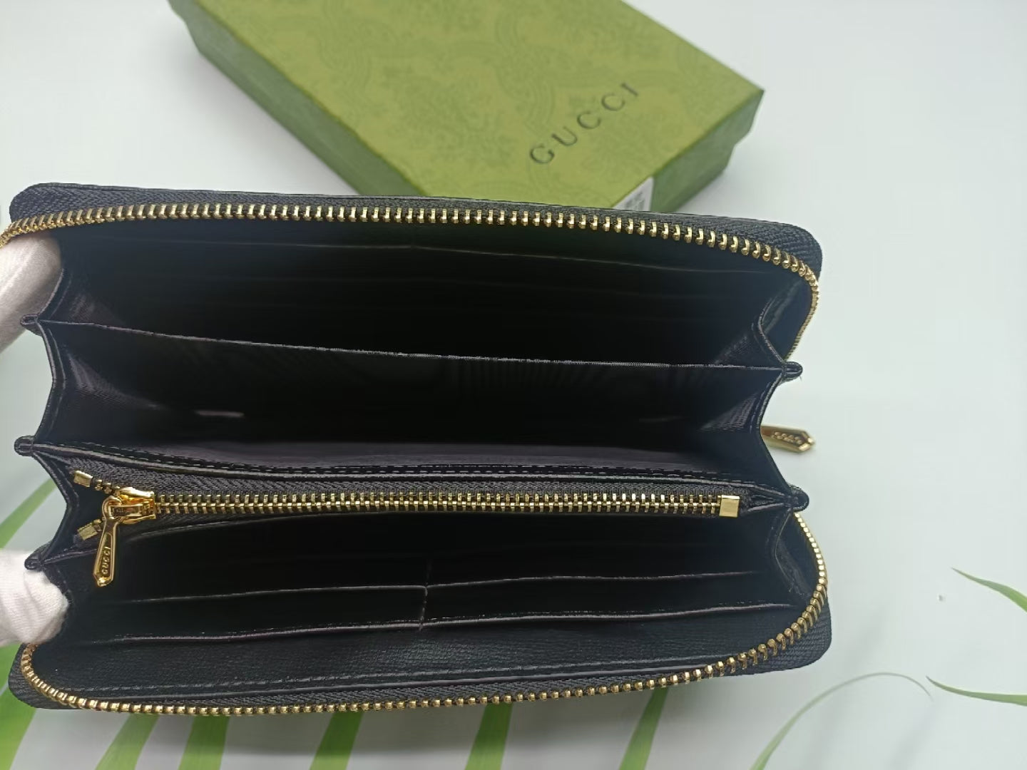 1XB78B Popular  leather wallets