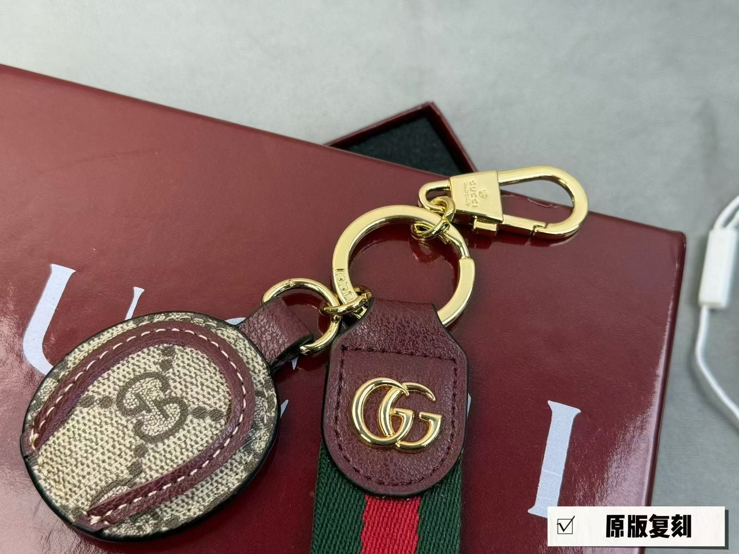 35ZB50A Popular bag 's charms accessories