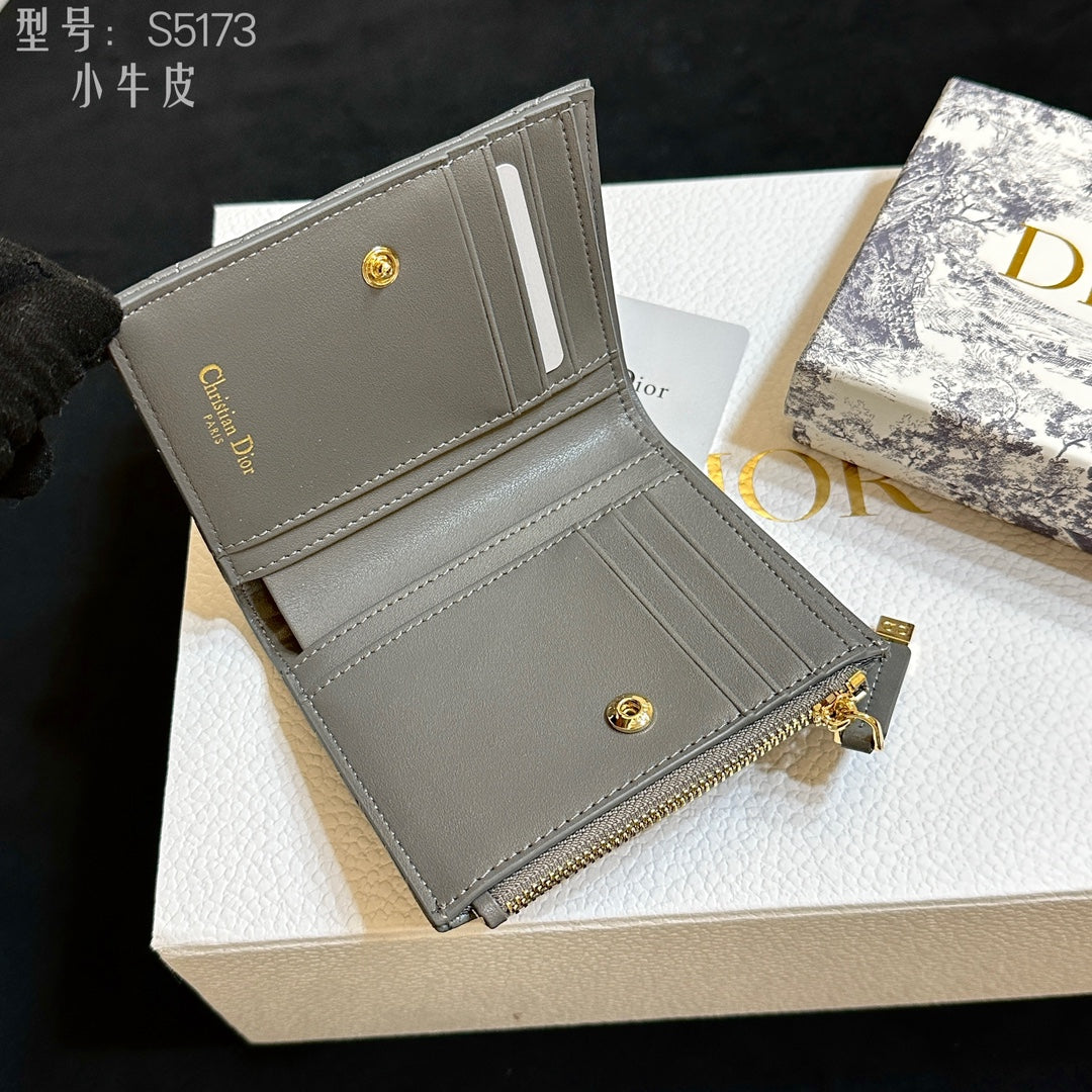 15RD134B Popular Wallets