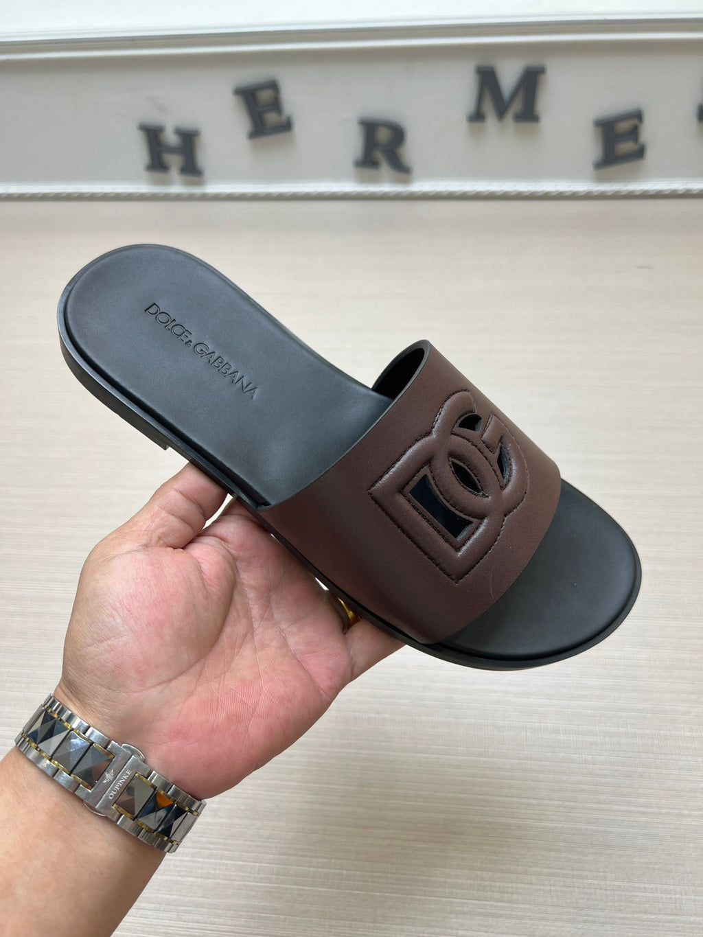 54A63Z Popular slippers