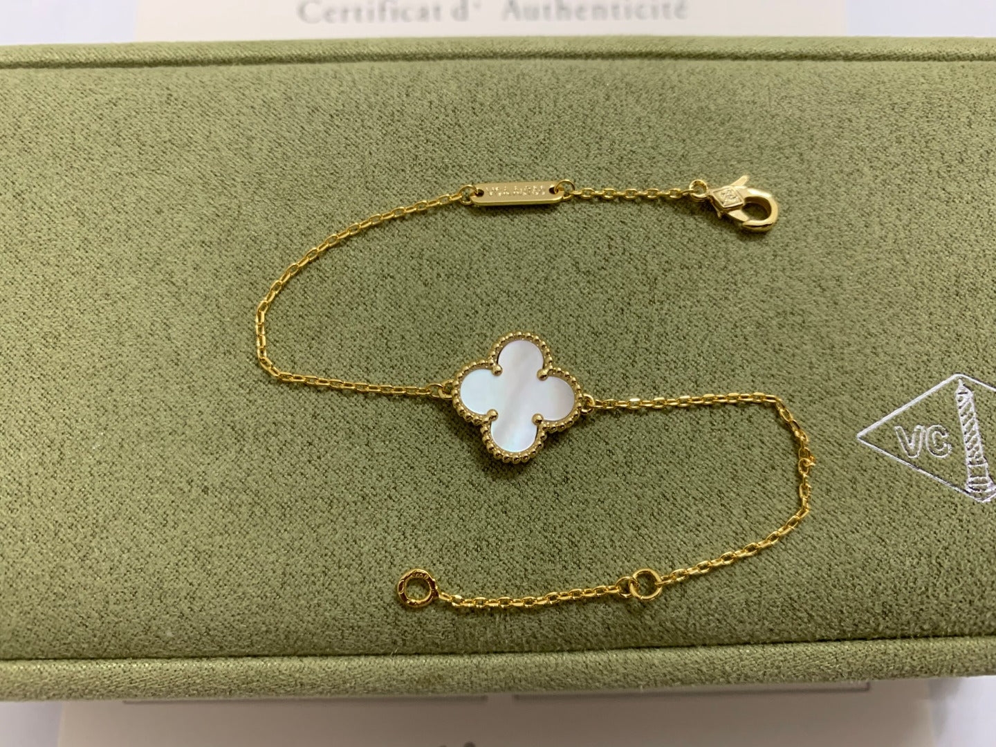 5XVA187K  Popular  1 flower bracelet